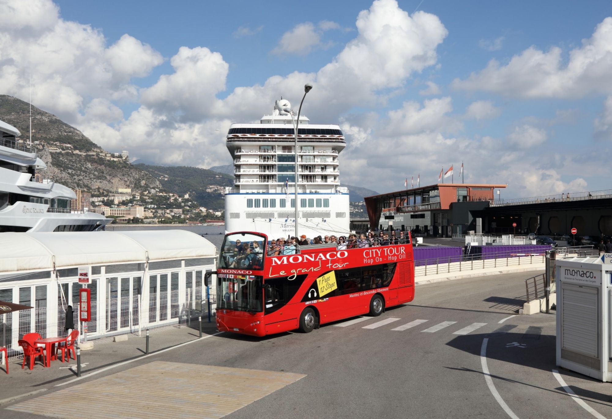 Cruise passengers