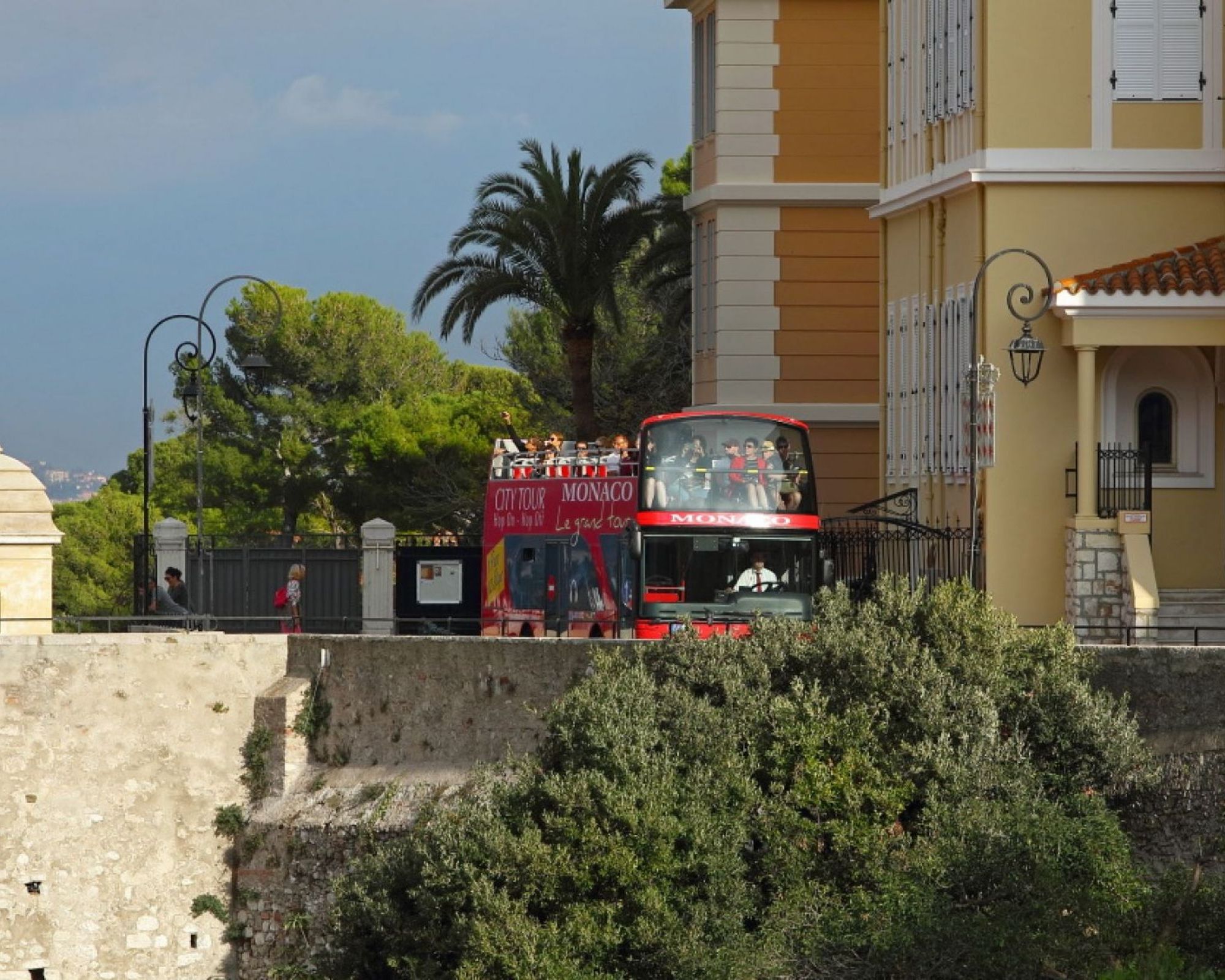 monaco tours train